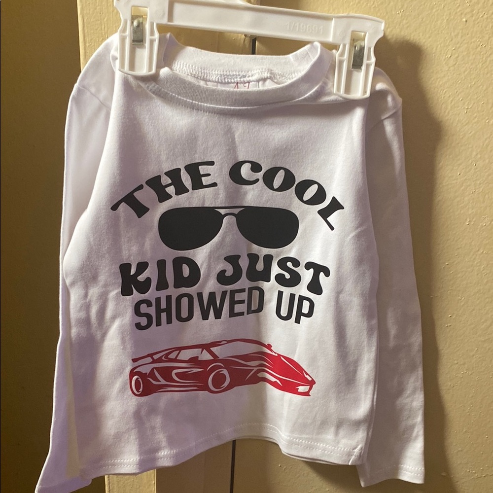 Souly Eunique Toddler Boys 2T  Long Sleeve Shirt with Red Car Print